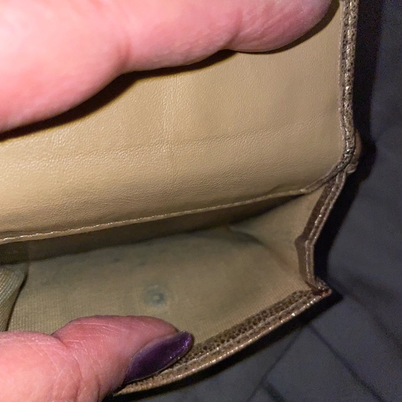 Jimmy Choo wallet. Only used 2x. No call outs - Picture 9 of 10